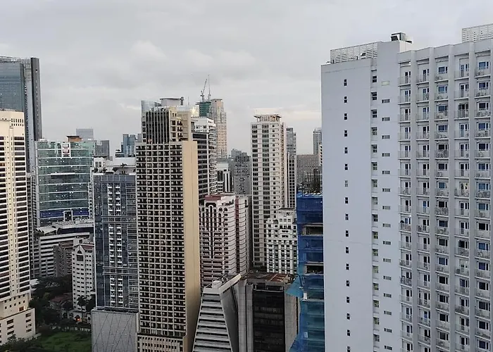 Aircon Budget For 4 Persons In Makati * Manila